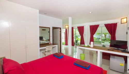 Deluxe Bungalow with Garden View