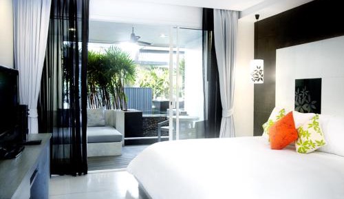 Deluxe Double Room with Pool Access