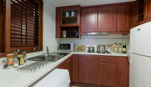 Two Bedroom Executive Family (8 people)