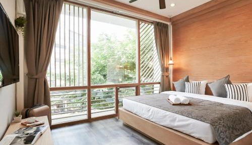 Deluxe Double Room with Shower