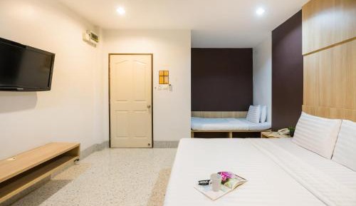 Standard Triple Room without a Window