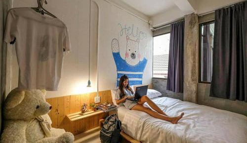 Standard Queen Room