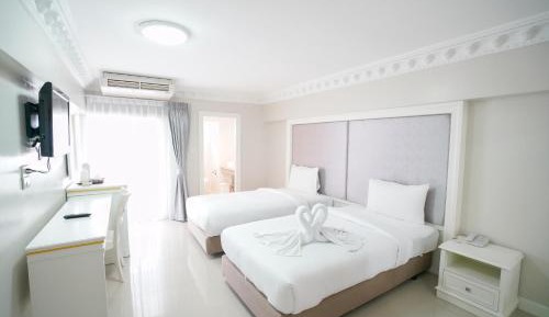 Deluxe Twin Room