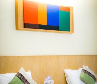 Standard Twin Room - Roundtrip airport Transfer