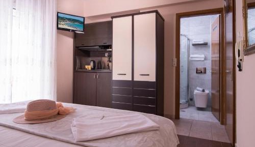 Double Room with Lateral Sea View