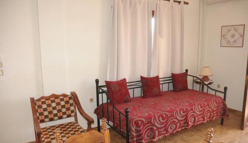 One-Bedroom Apartment with Sea View