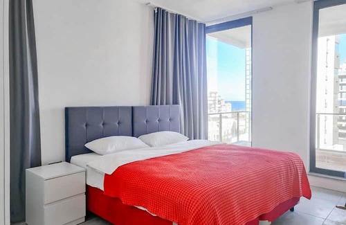 Kyrenia Apartment | Flat with Sea View Balcony in Kyrenia