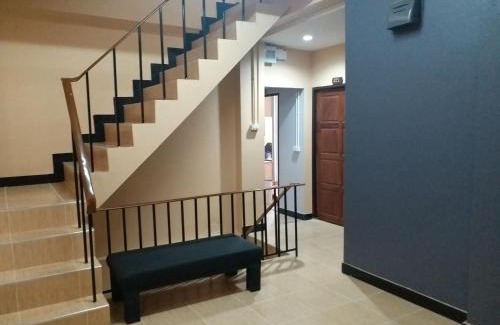 Thanon Phaya Thai Hotel | Pratunam Family House