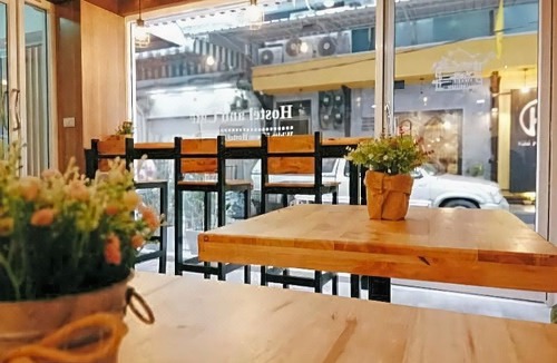 Thanon Phaya Thai Hotel | White House Hostel @ Pratunam