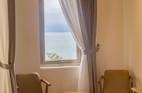 Mittakpheap Hotel | Sea Breeze Hotel & Villa