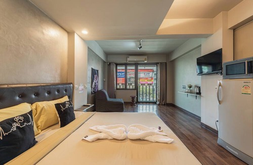 Racha Thewa Hotel | Bkk39 Airport hotel