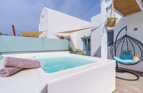Emporio House | SantoRossa Luxury Villas