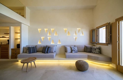 Perissa Hotel | Opalia Suites