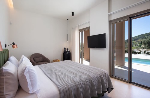 Kateleios House | Reveli Suites