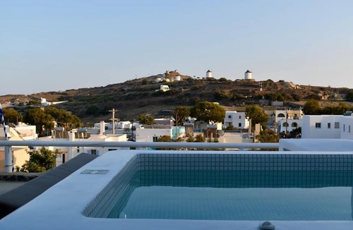 Emporio House | Shades of White Villas
