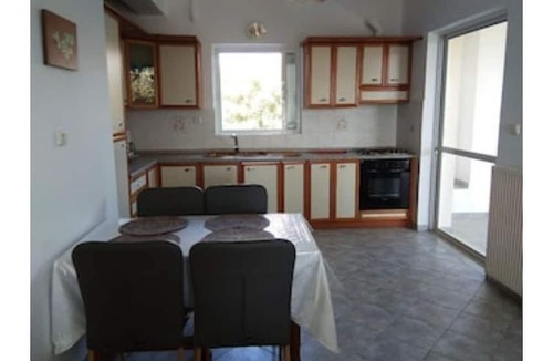 Messini House | Apartment Lena in Analipsis
