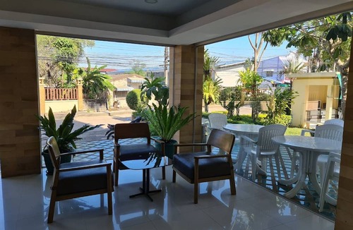 Bang Khla Hotel | Suklutai Hotel & Serviced Apartment