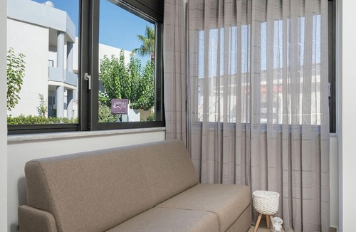 Agia Marina Apartment | Athina's Flat on the Sea | A Seafront Retreat