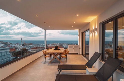 Old Town Cottage | City Moments Penthouse