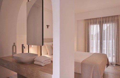 Gavrio House | Isida Hotel