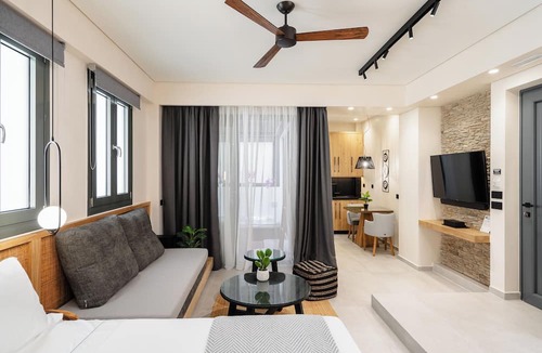 Naxos Town House | Legato Spa Suites