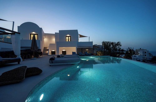 Fira Hotel | CUORE SANTO SUITES