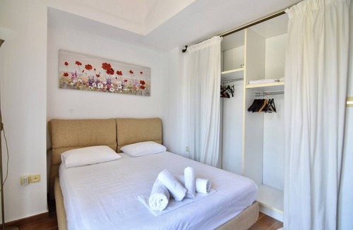 Vourvourou Villa | Stylish Maisonette With 3 Bedrooms in Vourvourou, Greece