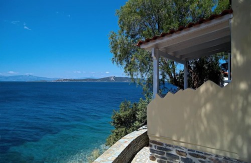 Nea Styra Hotel | VENUS BEACH HOTEL