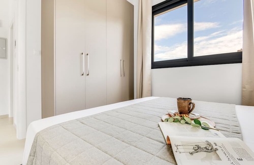 Agia Fyla Apartment | Sanders Triple - Lovely 1-bdr Apt With Balcony