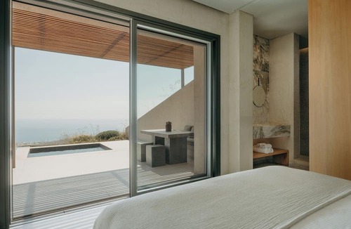 Pyrgos Hotel | Santorini Sky, Luxury Resort