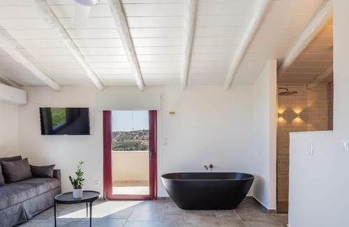 Skouloufia House | Villa Malvasia on Crete