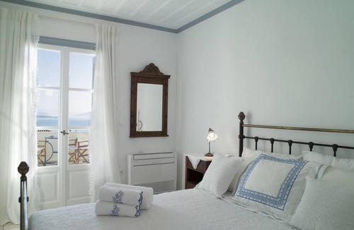 Spetses Villa | Homerez - Villa in Spetses with pool