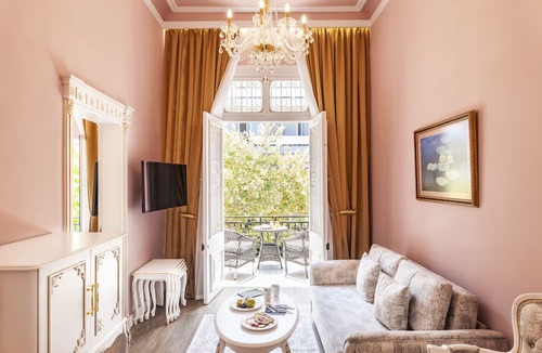 Rhodes Town House | Via Villa Iliotti