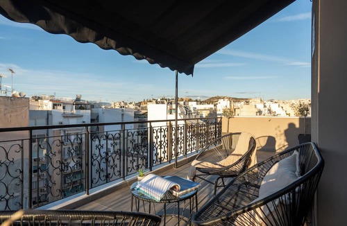 Neapoli House | My Greek Vacations City Apartments
