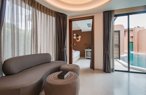 Na Muang Hotel | Rachabhura Hotel