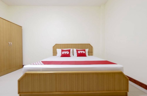 Pak Phraek Hotel | OYO 75351 Na Jinthanakan