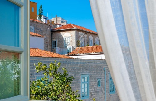 idhra Hotel | Cotommatae Hydra 1810
