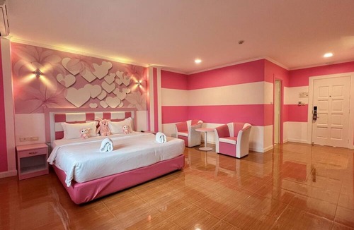 Danok Hotel | The Wai
