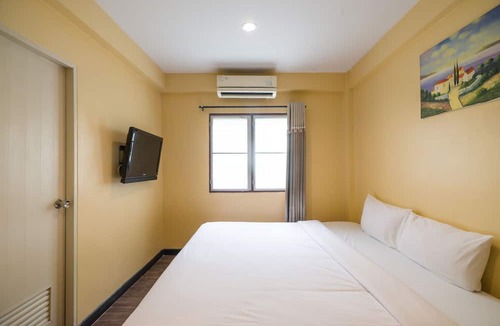 Samsen Nok Hotel | The Corner Ratchada