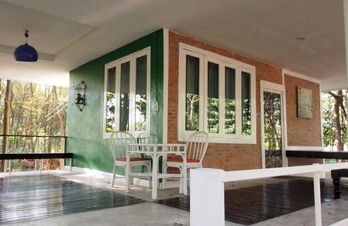 Suan Phueng Hotel | Paramer Resort Suanphung