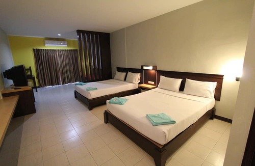 Nong Pla Lai Hotel | Paradise Resort