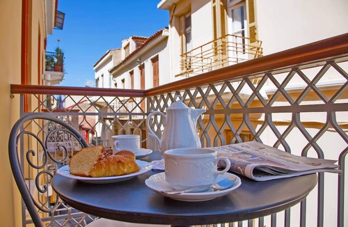 Nafplion City Centre Hotel | Aetoma Hotel