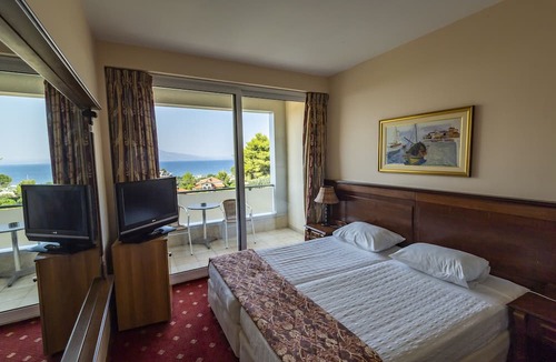 Agii Apostoli Hotel | Dolphin Resort Hotel & Conference