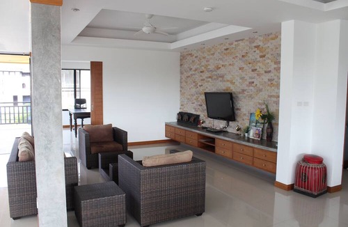 Kamala Resort | B Happy Resort