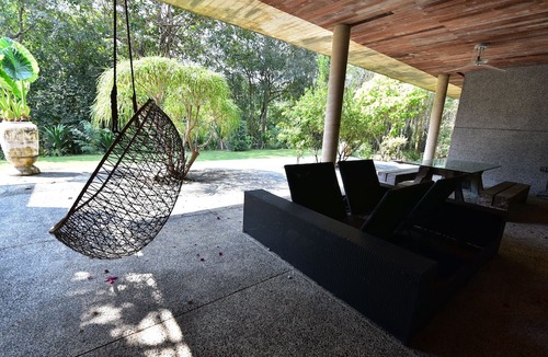 Phaya Yen Villa | Uncle Jo Ranch