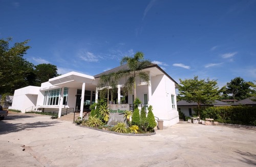 Mai Fat Hotel | Yokyor Resort
