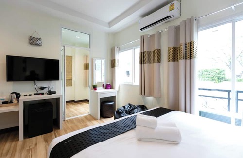 Bang Kho Laem Hotel | Bangkok River Loka Hotel