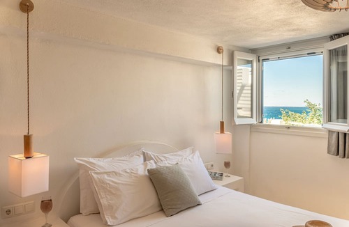 Maragas House | Apricot and Sea Luxury Villas