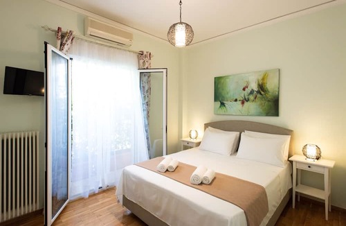 Nea Smirni Apartment | Blue Ark Athenian Nest