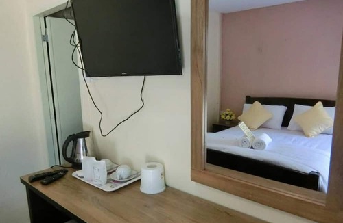Santi Suk Hotel | Kiangphu Resort